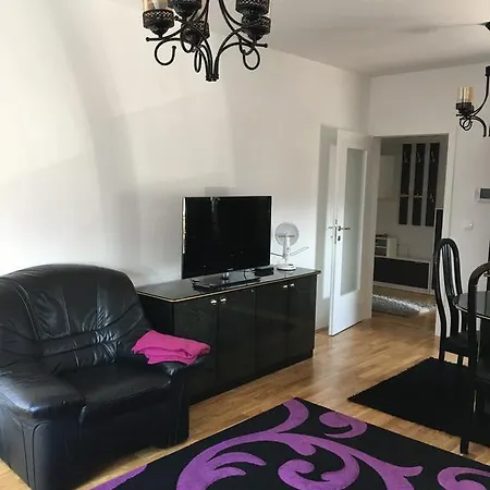 Smestaj B * Novi Pazar