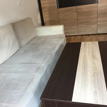 Apartament Smestaj B *