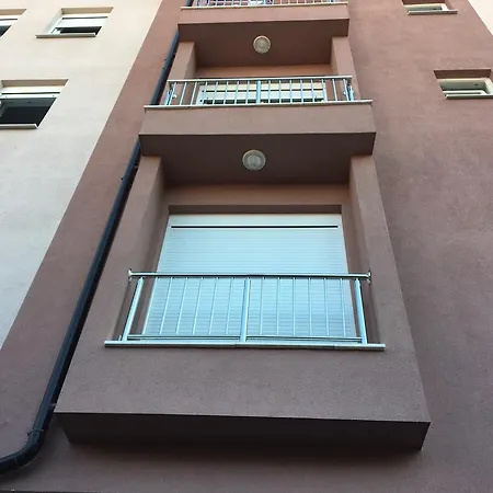 Smestaj B Apartament Novi Pazar